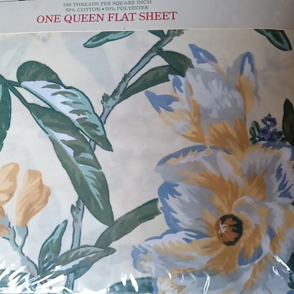 Vintage WestPoint UTICA Quaker Hill Magnolia Queen Flat Sheet Floral Cream